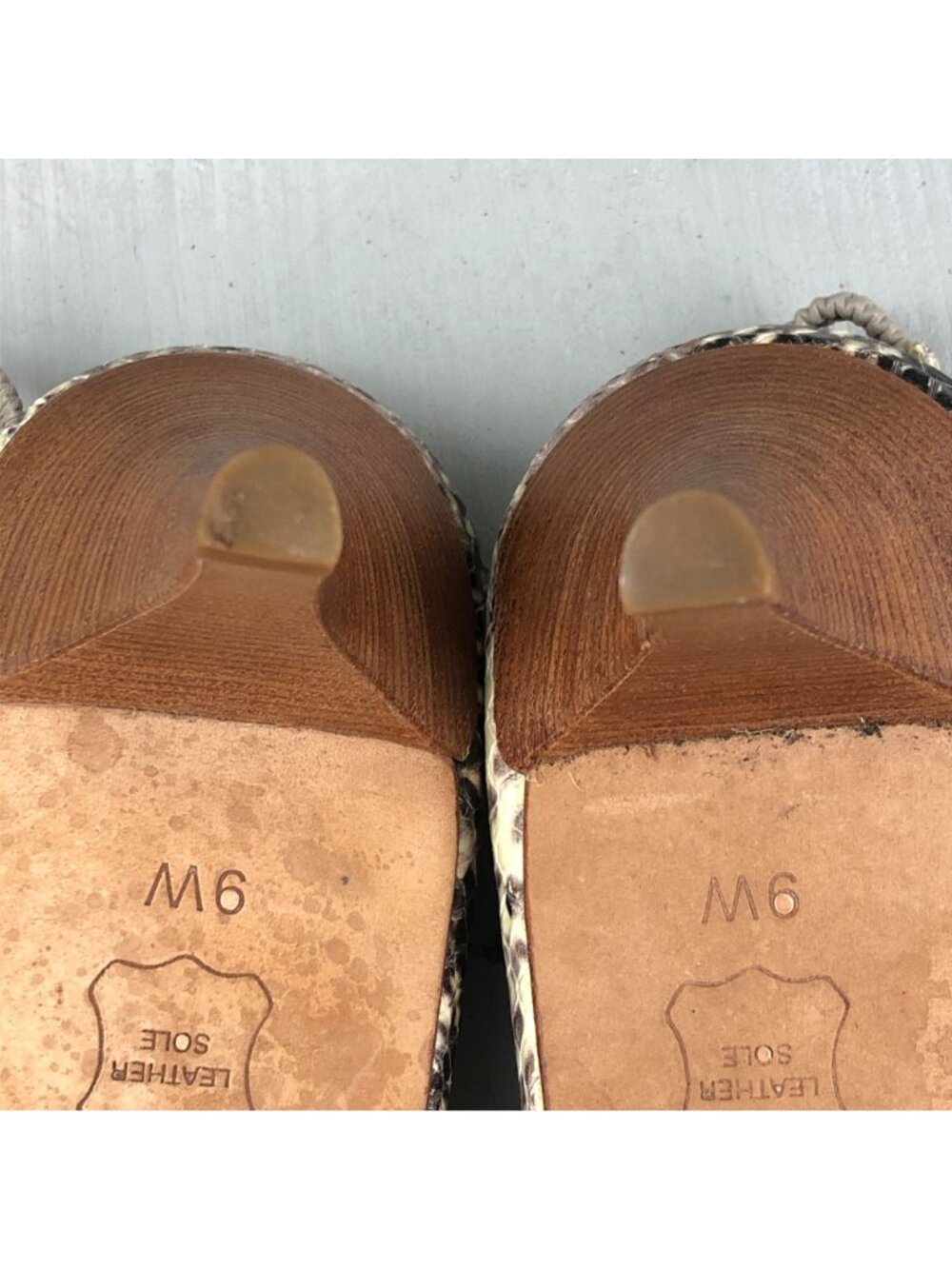 Talbots Women's 9W WIDE Brown Cream Leather Snakeskin Slingback Pumps BRAZIL - Picture 10 of 14